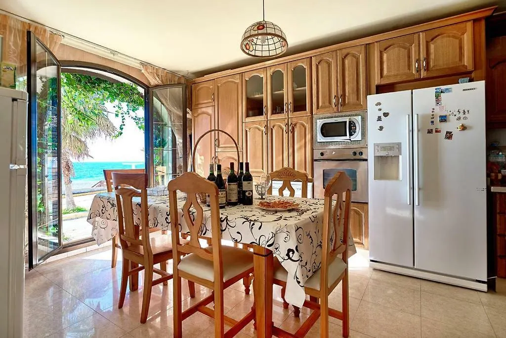 Casa De Sueno En La Playa contacts
